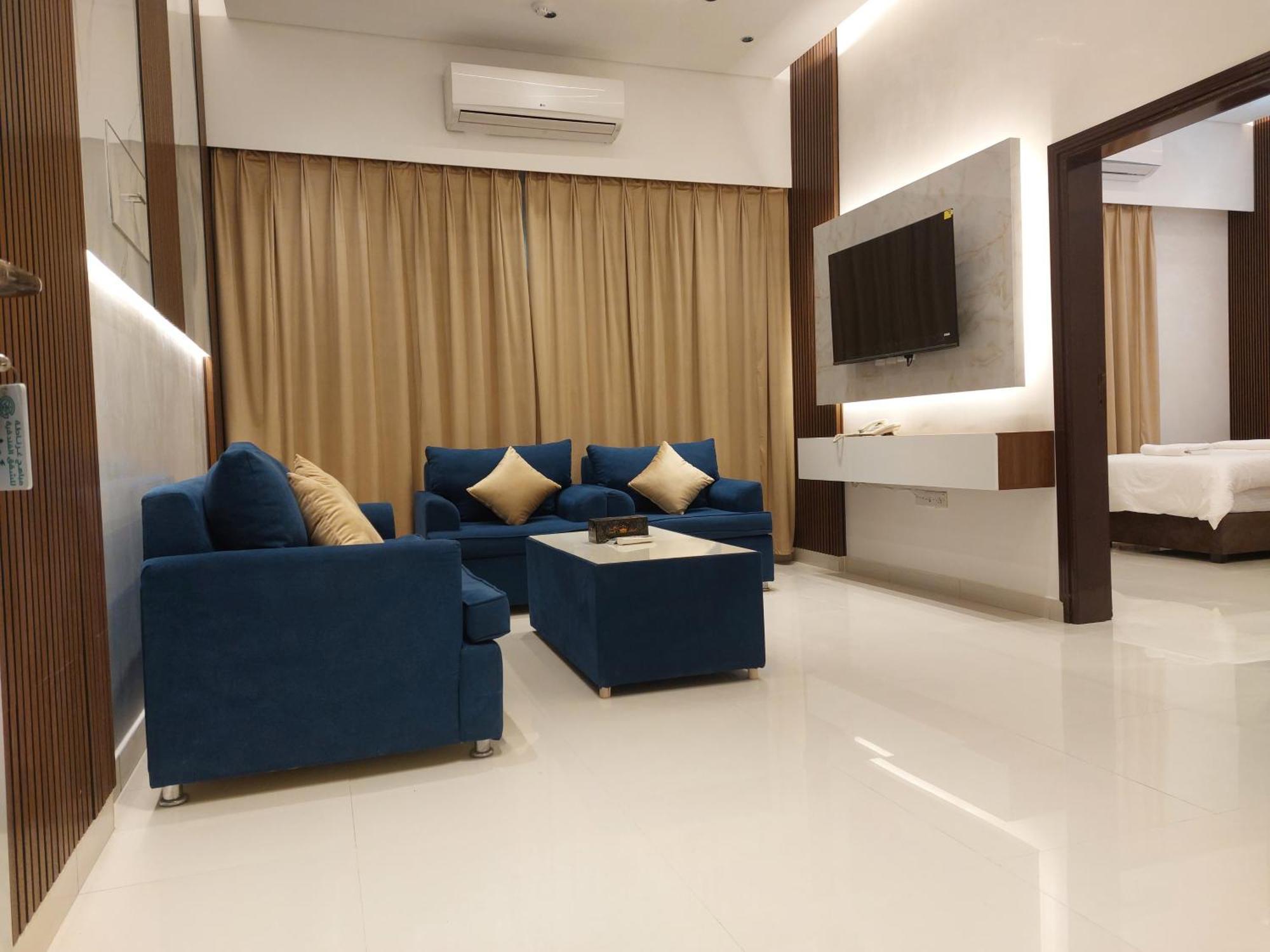 Mabahj Garnatha Hotel Apartments Sohar Buitenkant foto