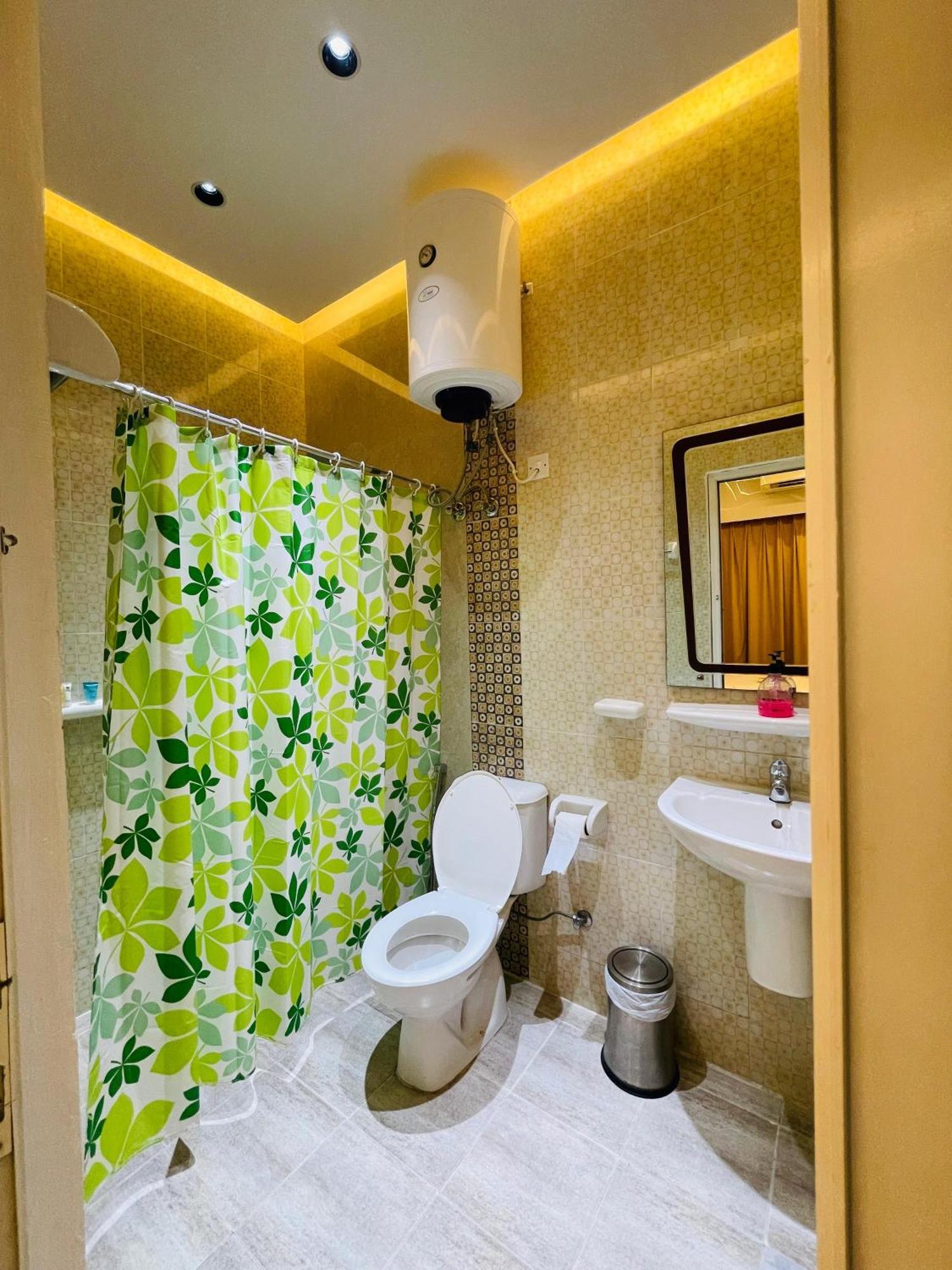 Mabahj Garnatha Hotel Apartments Sohar Buitenkant foto