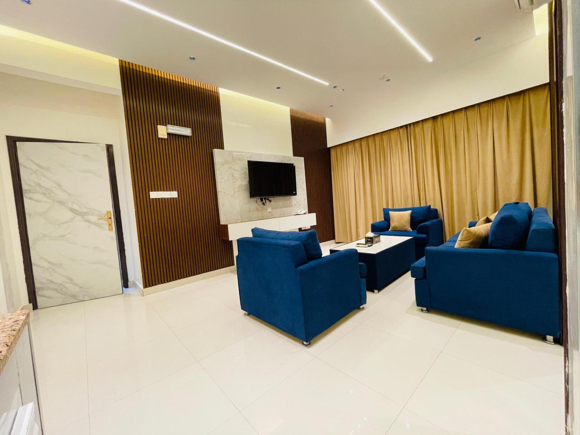 Mabahj Garnatha Hotel Apartments Sohar Buitenkant foto