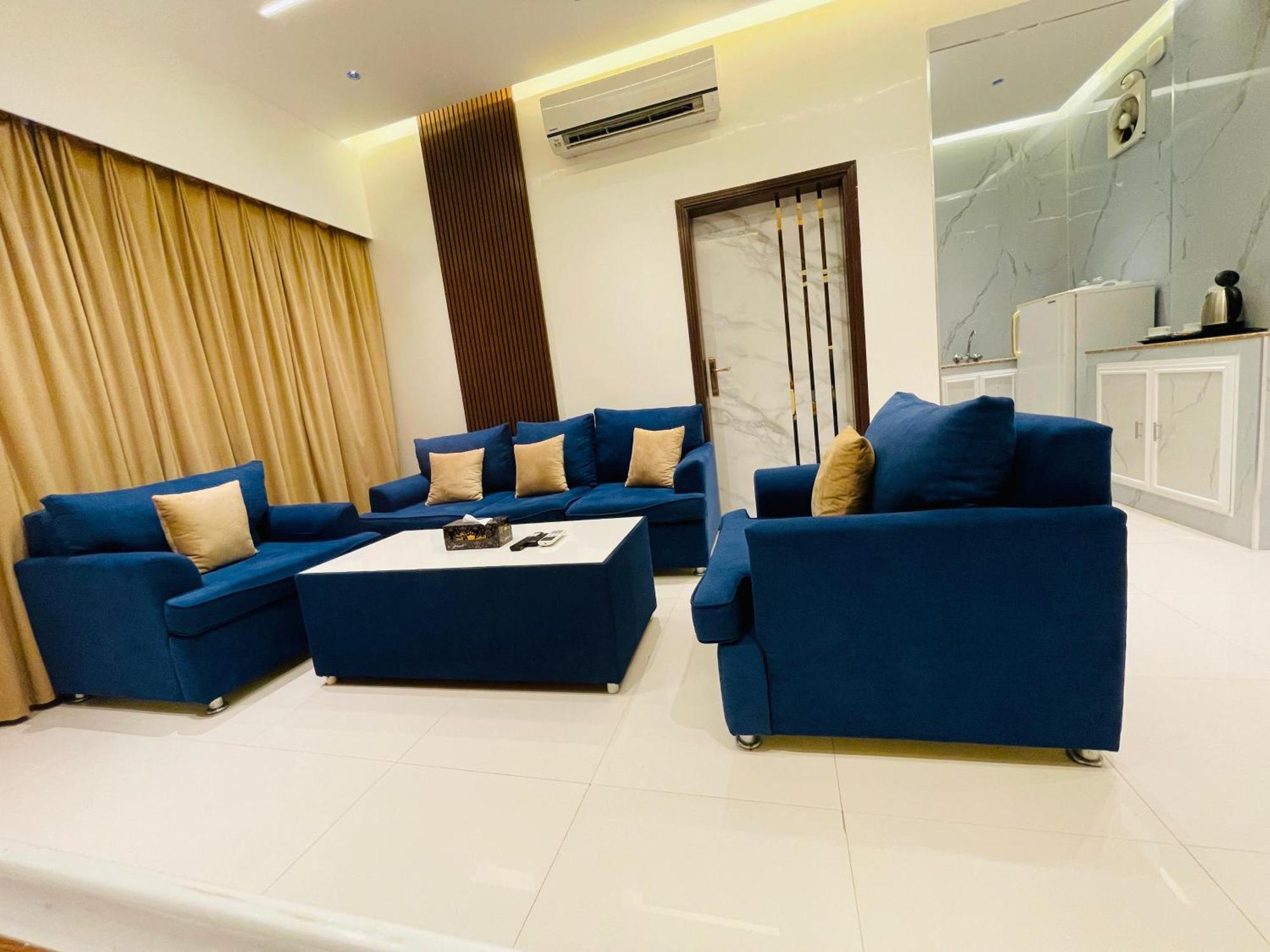 Mabahj Garnatha Hotel Apartments Sohar Buitenkant foto
